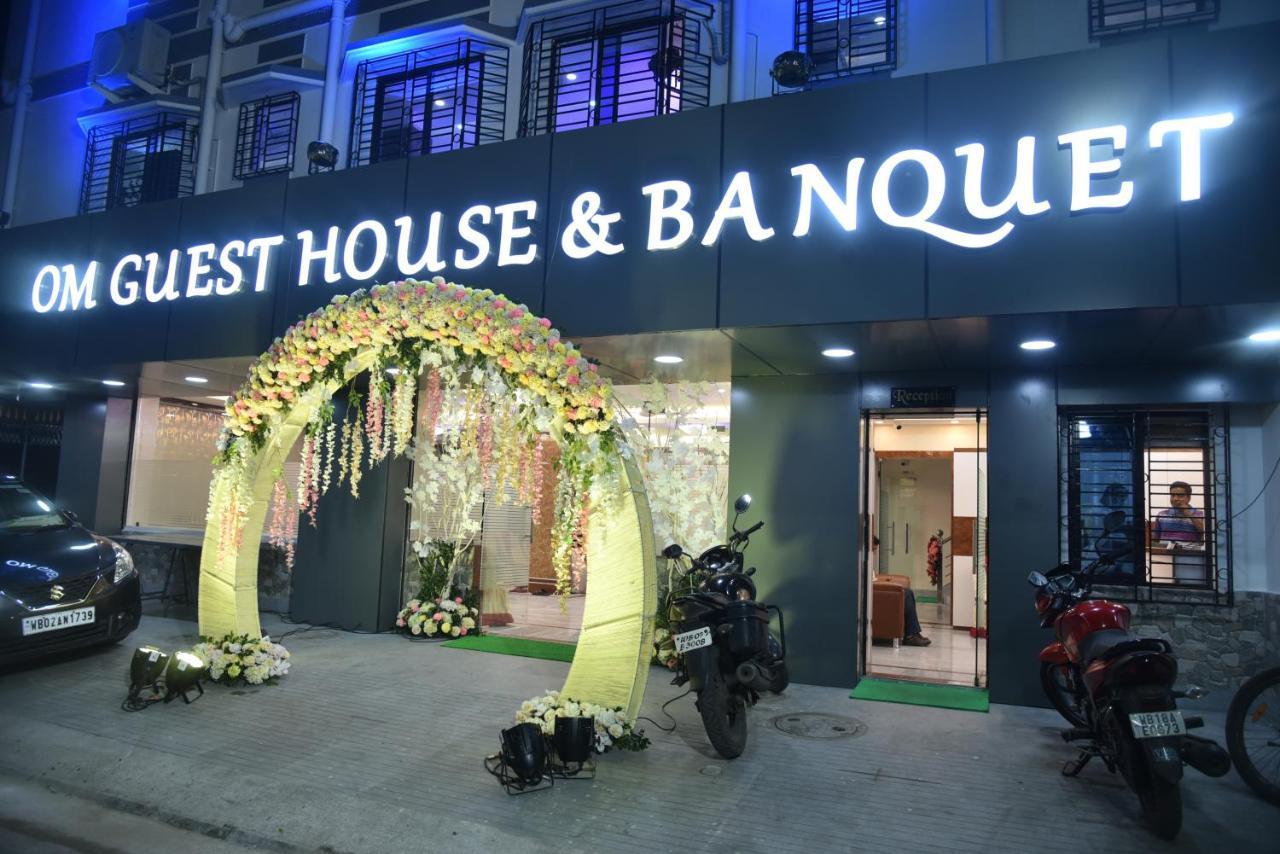 Om Guest House And Banquet Kolkata Luaran gambar